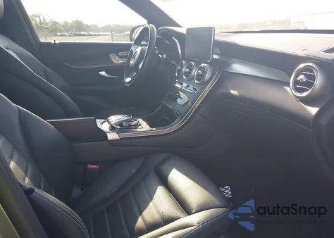 2018 Mercedes-Benz Glc 300 z USA, uszkodzony, nr VIN WDC0G4JB2JF448980